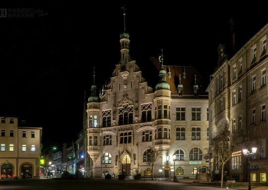 Rathaus bei Nacht © Silvia Hirth
